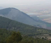 جبل جلبوع - موقع